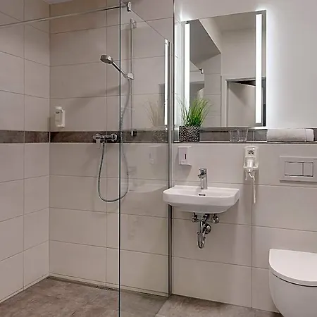 Amper Art Hotel 3*